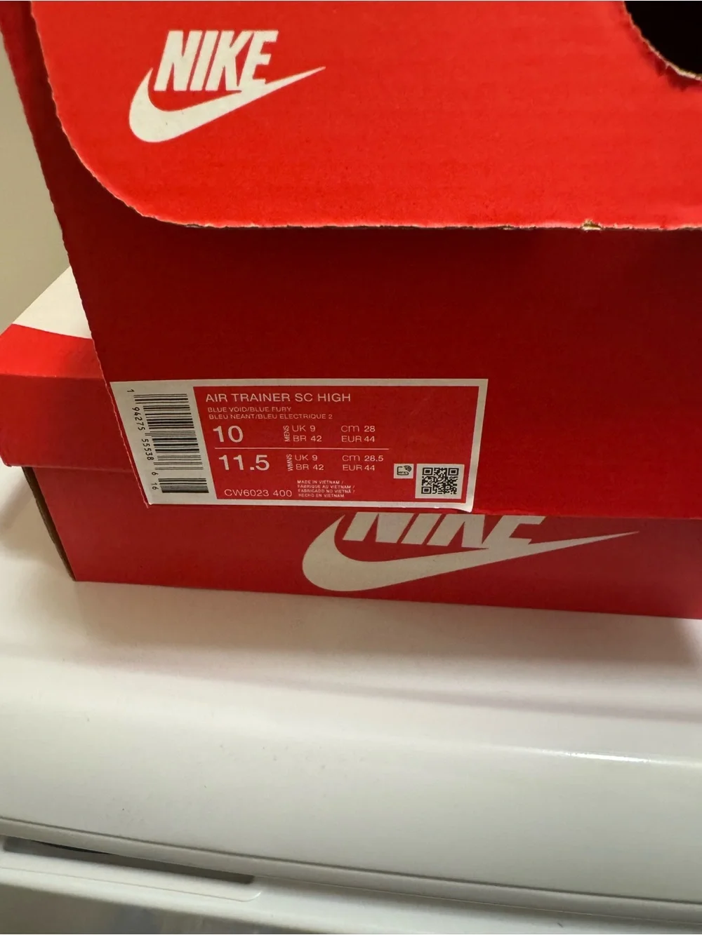 Nike Colorblock Sneaker in Navy, Light Blue & Brown